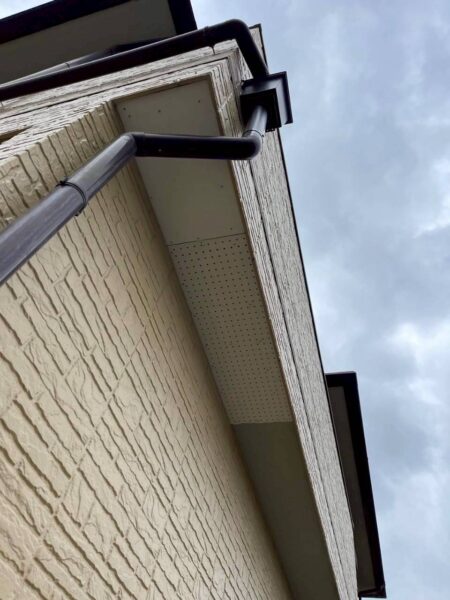 大阪府岸和田市にて雨漏り修理〈バルコニー下の雨漏り修理・軒天張替え・下地補修工事〉の施工後写真